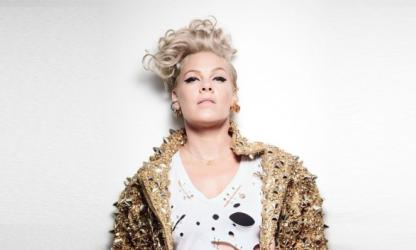 Pink fait danser les amoureux avec ‘’Secrets’’