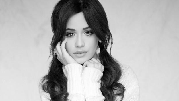 Camila Cabello victime d'une hater en plein concert !