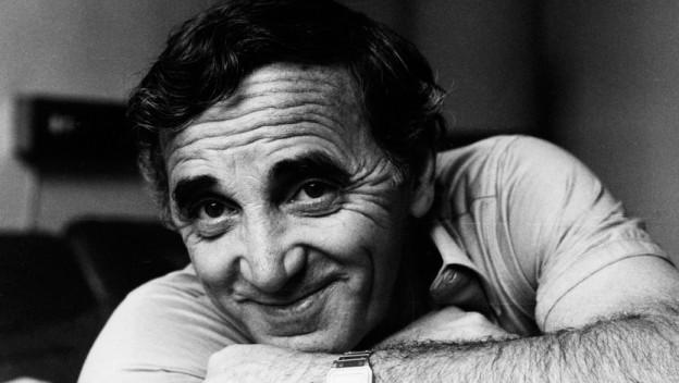 Charles Aznavour : Le monde entier rend hommage au chanteur légendaire