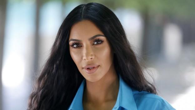 Kim Kardashian suit des études d’avocate !