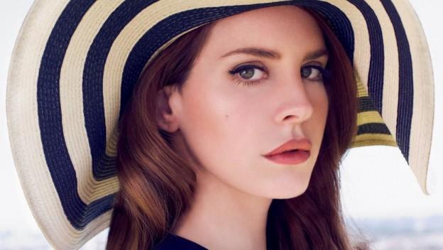 Lana Del Rey attaquée sur scène en Belgique