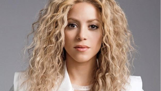 Shakira sous le feu des critiques pour un collier nazi