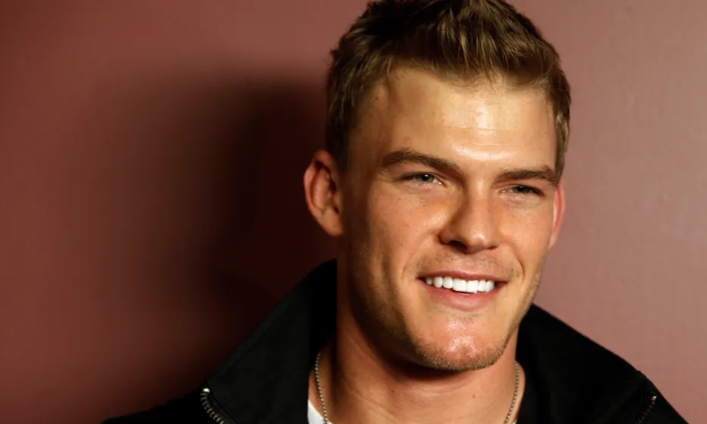 Alan Ritchson : De Thor à Reacher, l'Évolution d'une Carrière